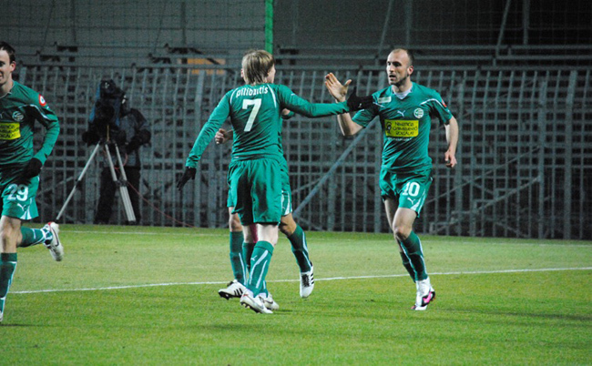 Pilibaitis és Alekszidze gólöröme a Ferencváros és a Győr NB I-es mérkőzésén 2011 tavaszán az ETO Parkban