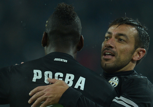 Pogba és Quagliarella örülnek a Juventus-Bologna mérkőzésen szerzett gólnak a Serie A-ban 2012-ben.