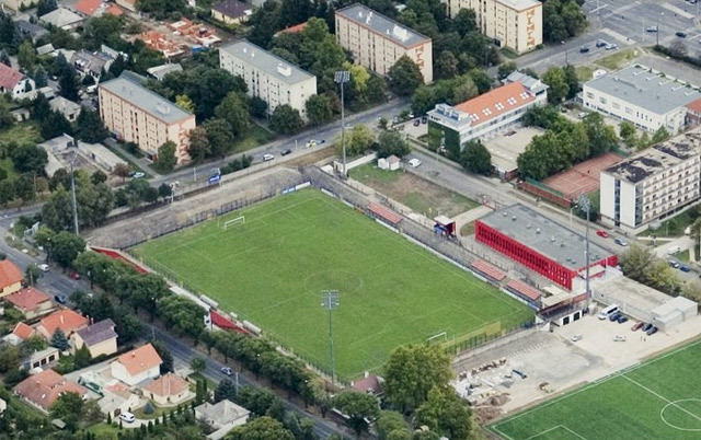 Matyi Dezső szerint jövőre elkezdődhet a stadion felújítása, tizenkétezres stadionra készültek el a tervek.