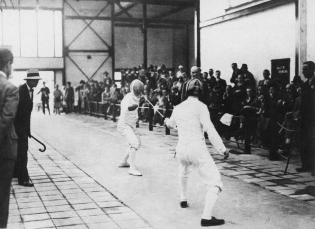 Az olimpiai bajnoki döntő Tersztyánszky Ödön és Petschauer Attila között (1928) - Fotó: vmek.niif.hu