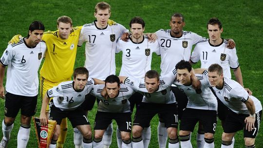 A német labdarágó válogatott pontveszteség nélkül jutott túl az EB-selejtezőkön