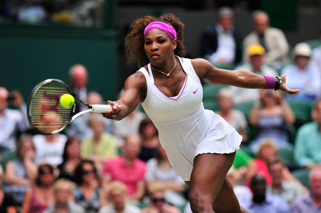 Serena Williams legyőzte Azarenkát a wimbledoni elődöntőben