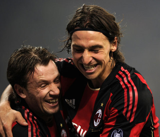 Cassano és Ibrahimovic gólöröme a Milan-Parma Serie A-meccsen